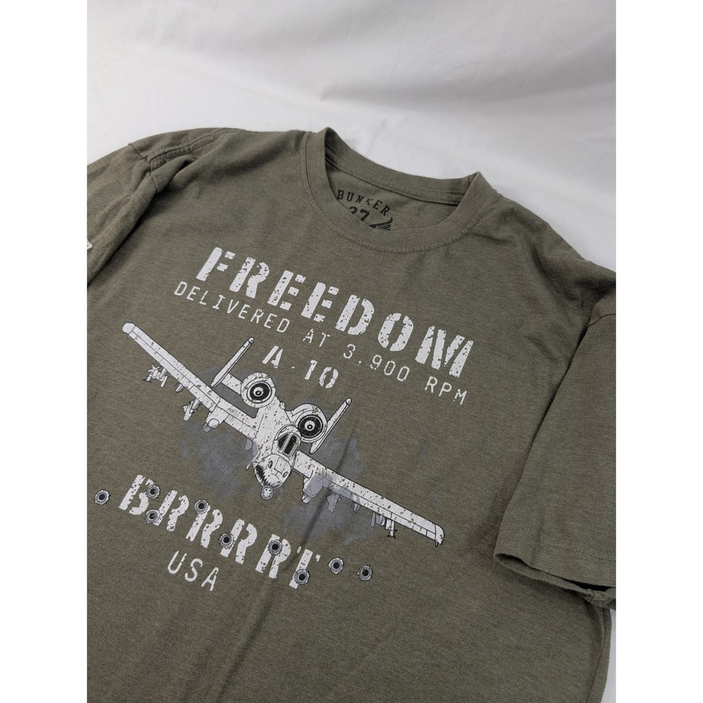 Bunker 27 Men's XL Green C-130 USAF Patriotic Graphic Crew Neck T-Shirt